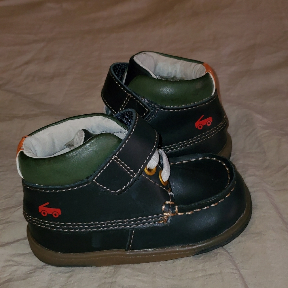 Infant shoes